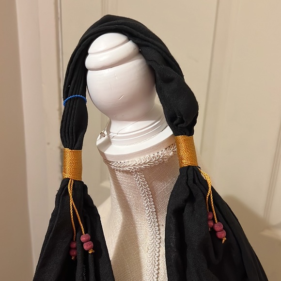 - Beautiful handbag golden elephant accents - Picture 2 of 10